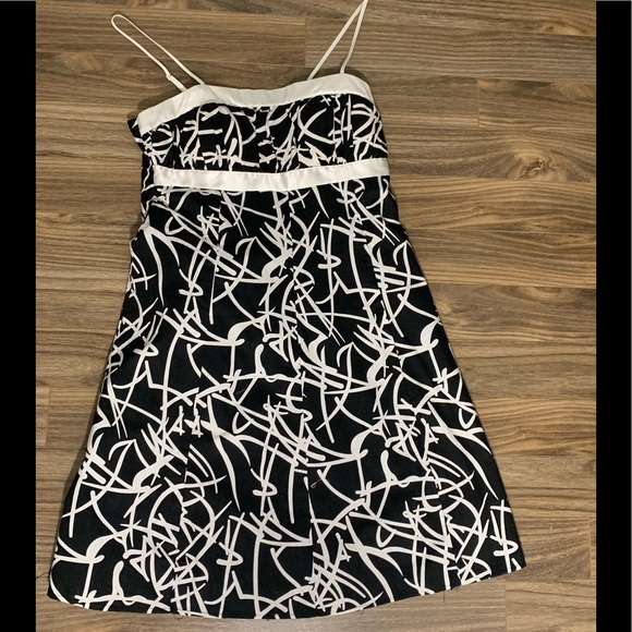 PRETTY BLACK AND WHITE SUNDRESS WITH EMPIRE WAIST SIZE XL BY CONNECTION 18 - Picture 8 of 8